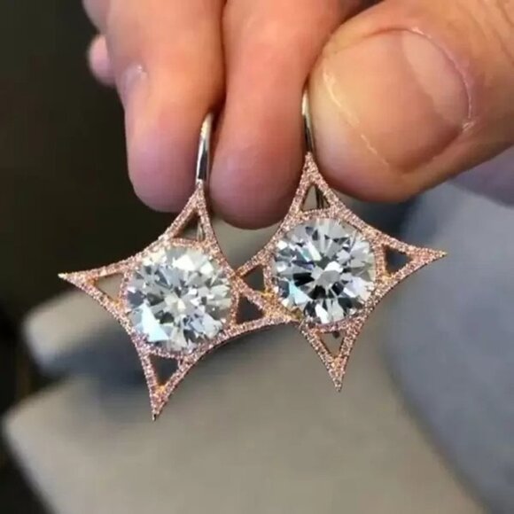 🍁  Luxury Diamond CZ Dangle Rose Gold Plated Earrings for Women, UNVN12475 - Picture 1 of 4